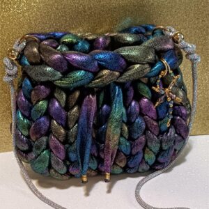 Borsa in filato color scarabeo